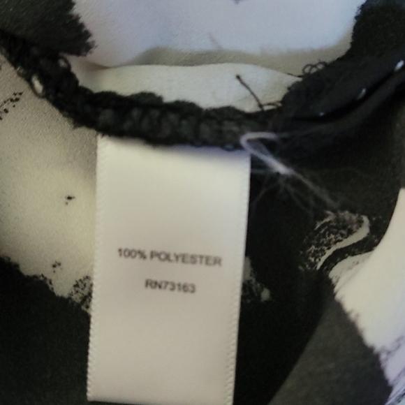 Women's XL Black & White Sheer Blouse - Picture 7 of 8